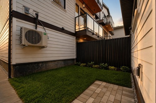 102-1757 Morgan Avenue, Port Coquitlam, BC 
