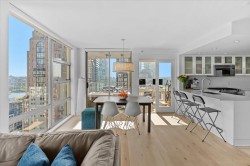 2303-1225 Richards Street Vancouver, BC V6B 1E6