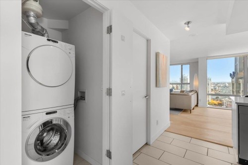 2303-1225 Richards Street, Vancouver, BC 