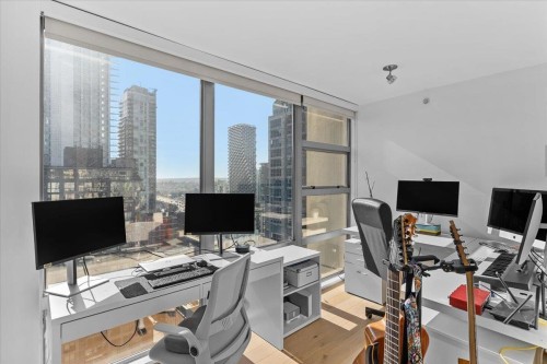 2303-1225 Richards Street, Vancouver, BC 