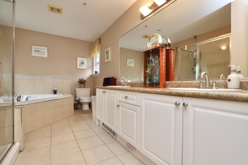 13257 239B Street, Maple Ridge, BC 