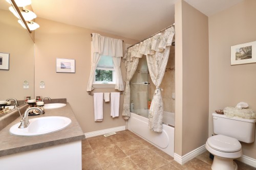 13257 239B Street, Maple Ridge, BC 