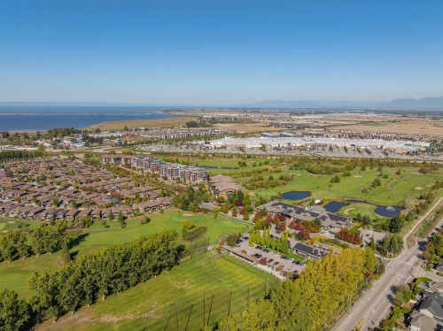 311-5099 Springs Boulevard, Delta, BC 