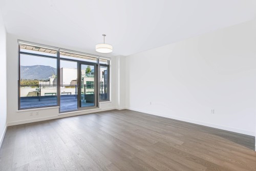 704-777 Harbour Way, Vancouver, BC 
