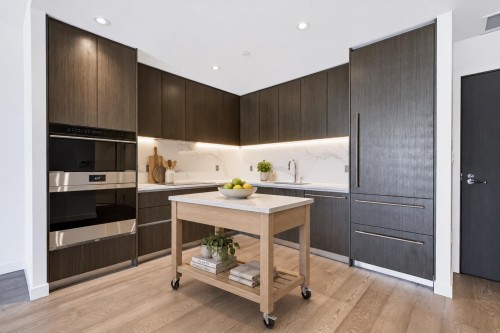 704-777 Harbour Way, Vancouver, BC 