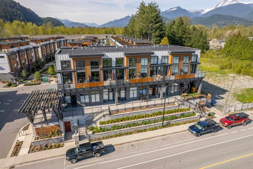 104-39767 Government Road  Squamish, BC V8B 0G3