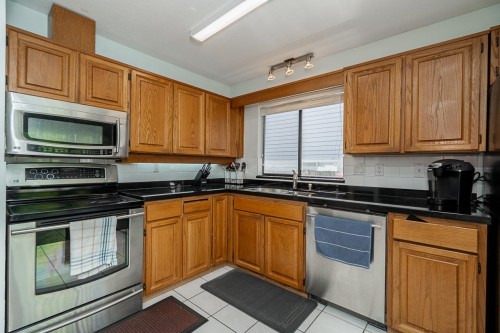6094 Walker Avenue, Burnaby, BC 