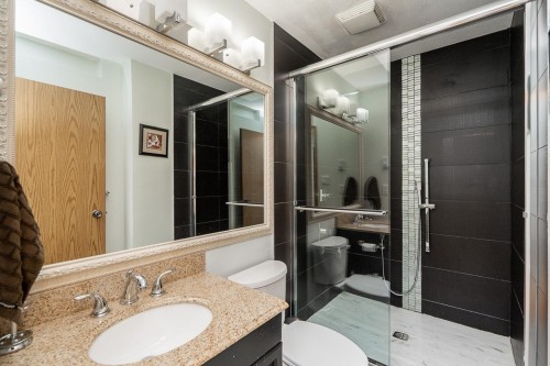 6094 Walker Avenue, Burnaby, BC 