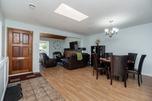 6094 Walker Avenue, Burnaby, BC 