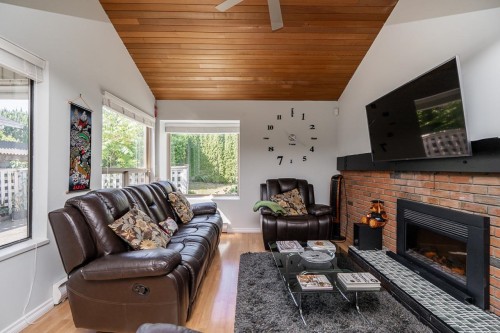 6094 Walker Avenue, Burnaby, BC 