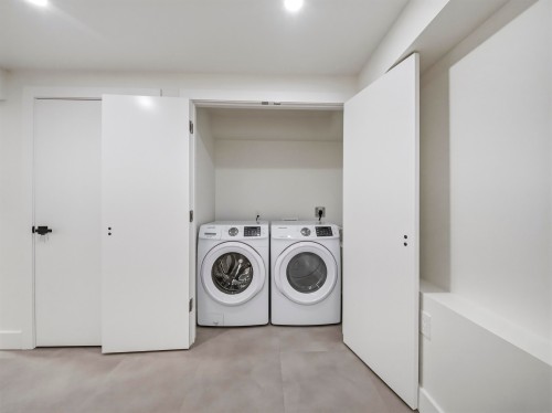 1-2339 Parker Street, Vancouver, BC 