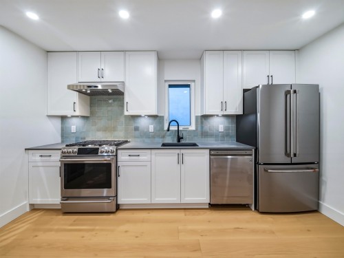 1-2339 Parker Street, Vancouver, BC 