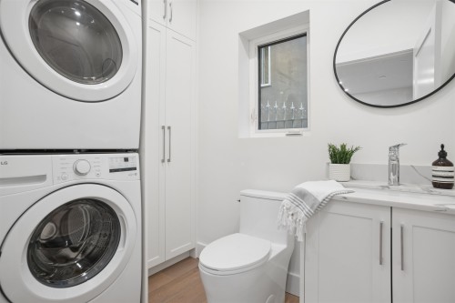 2-2339 Parker Street, Vancouver, BC 