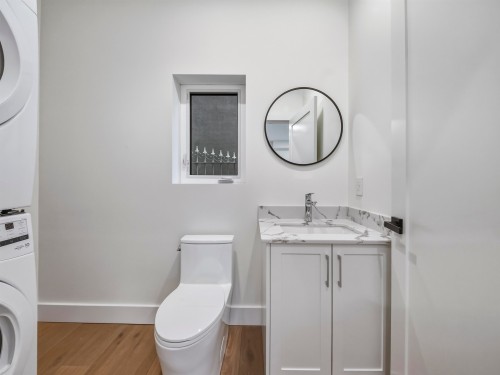 2-2339 Parker Street, Vancouver, BC 