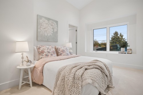 2-2339 Parker Street, Vancouver, BC 