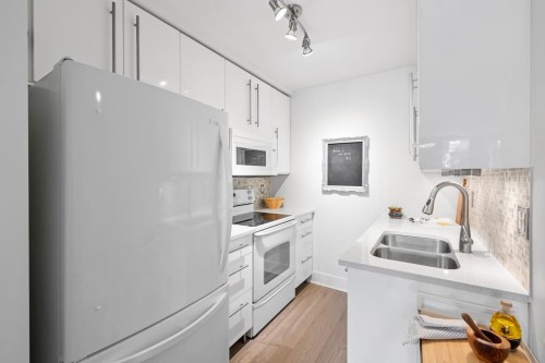 1B-2775 Fir Street, Vancouver, BC 