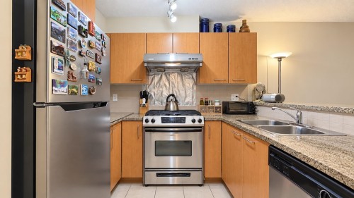 203-9200 Ferndale Road, Richmond, BC 