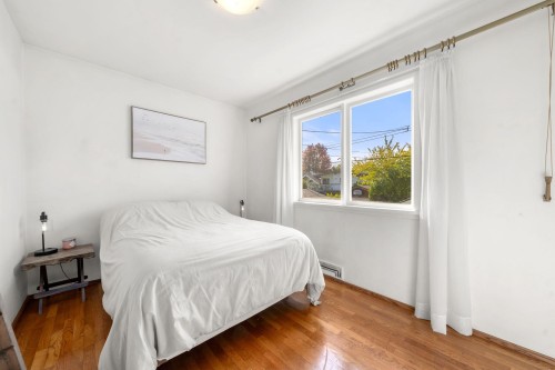 2554 Adanac Street, Vancouver, BC 