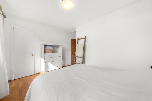 2554 Adanac Street, Vancouver, BC 