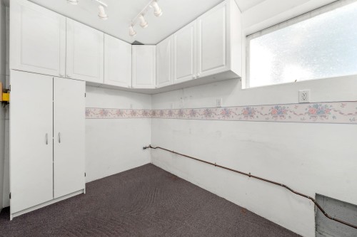 2554 Adanac Street, Vancouver, BC 