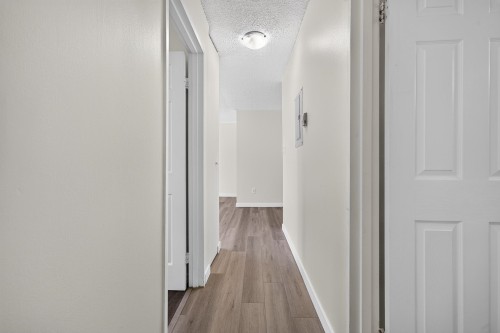 203-7220 Lindsay Road, Richmond, BC 
