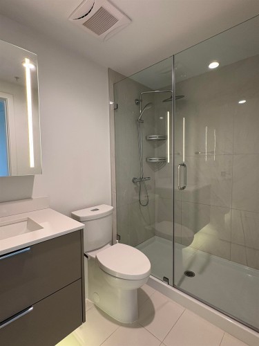 501-1401 Hunter Street, North Vancouver, BC 