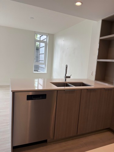 501-1401 Hunter Street, North Vancouver, BC 