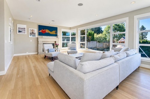 649 Sylvan Avenue , Vancouver, BC V7R 2E8 3