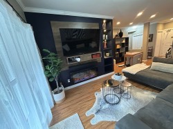 305-12090 227th Street Maple Ridge, BC V2X 6J5
