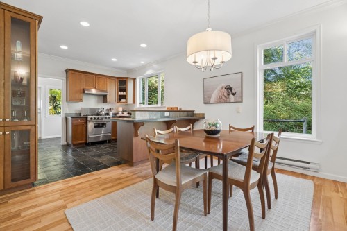 12121 264 Street, Maple Ridge, BC 