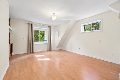 12121 264 Street, Maple Ridge, BC 