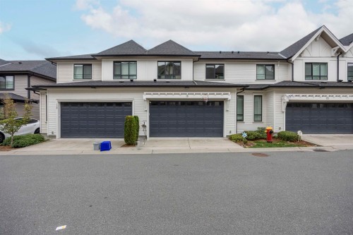 131-3500 Burke Village Promenade, Coquitlam, BC 