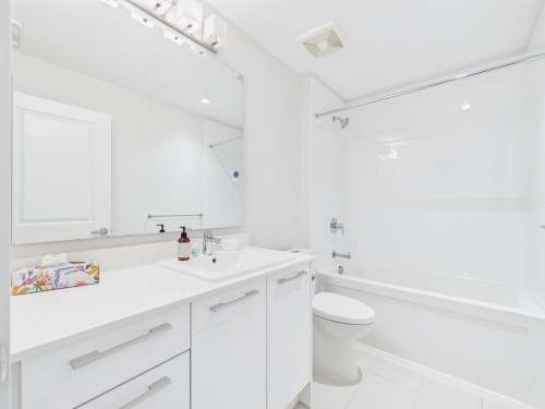 131-3500 Burke Village Promenade, Coquitlam, BC 