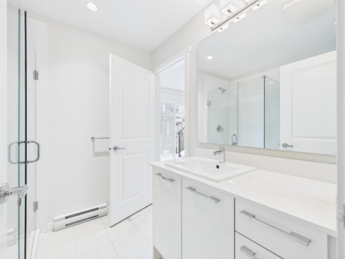 131-3500 Burke Village Promenade, Coquitlam, BC 