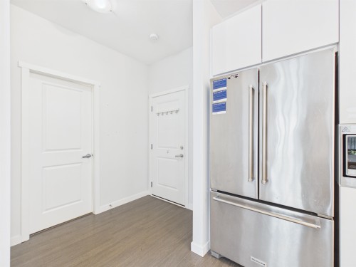 131-3500 Burke Village Promenade, Coquitlam, BC 