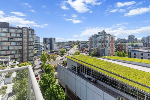 1001-108 1St Avenue E, Vancouver, BC 