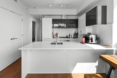 1001-108 1St Avenue E, Vancouver, BC 