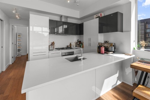 1001-108 1St Avenue E, Vancouver, BC 
