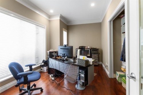 328 26Th Avenue W, Vancouver, BC 