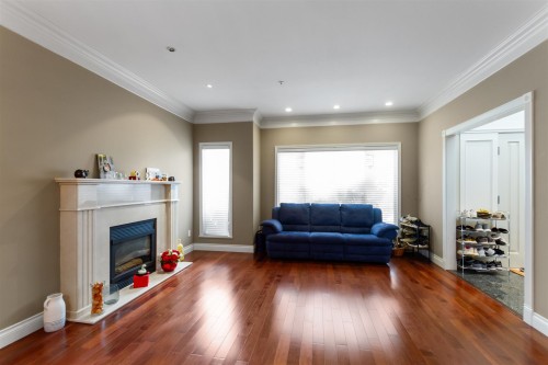 328 26Th Avenue W, Vancouver, BC 