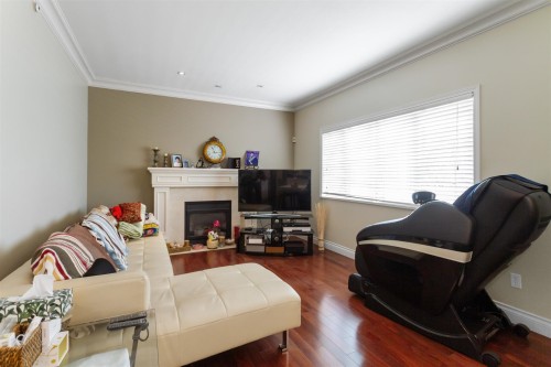 328 26Th Avenue W, Vancouver, BC 