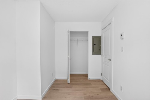 303-2998 Silver Springs Boulevard, Coquitlam, BC 