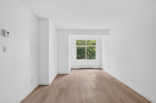 303-2998 Silver Springs Boulevard, Coquitlam, BC 