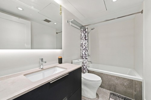 135-2070 Curling Road, North Vancouver, BC 