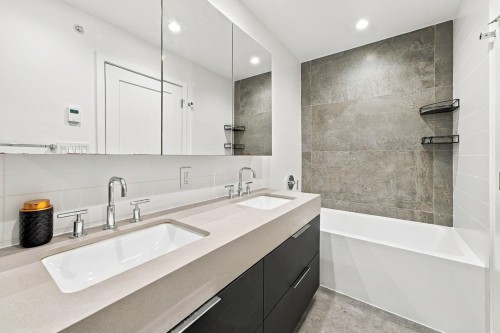 135-2070 Curling Road, North Vancouver, BC 