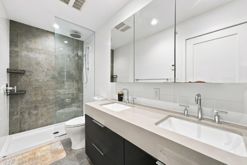 135-2070 Curling Road, North Vancouver, BC 