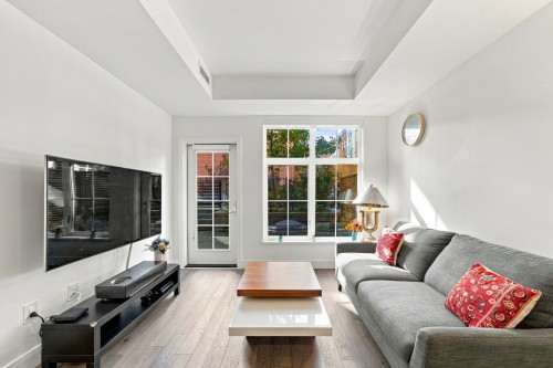 135-2070 Curling Road, North Vancouver, BC 