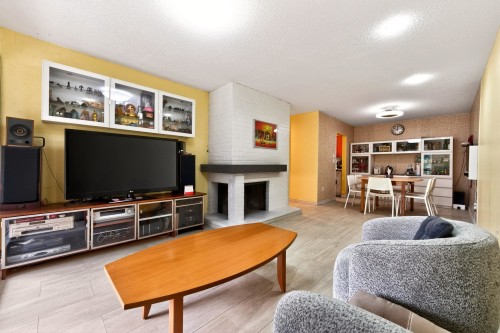 214-7631 Steveston Highway, Richmond, BC 