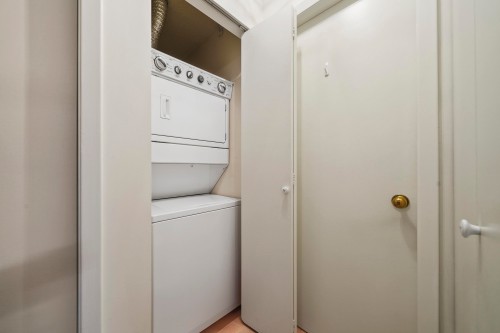 1405-6070 Mcmurray Avenue, Burnaby, BC 
