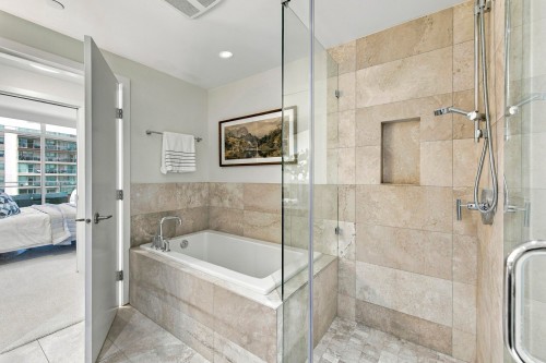 907-112 13Th Street E, North Vancouver, BC 